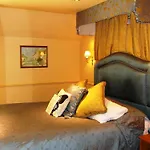Pavilion Hotel, Bw Signature Collection Hotel