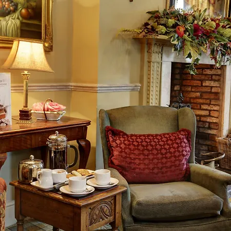 Pavilion Hotel, Bw Signature Collection