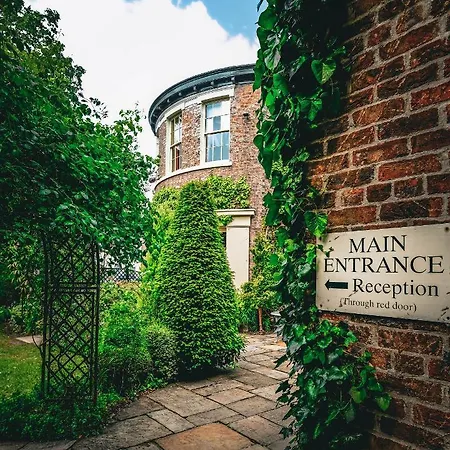 Pavilion Hotel, Sure Collection By Western 3* York