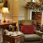 Pavilion Hotel, Bw Signature Collection