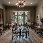 Pavilion Hotel, Bw Signature Collection 3*