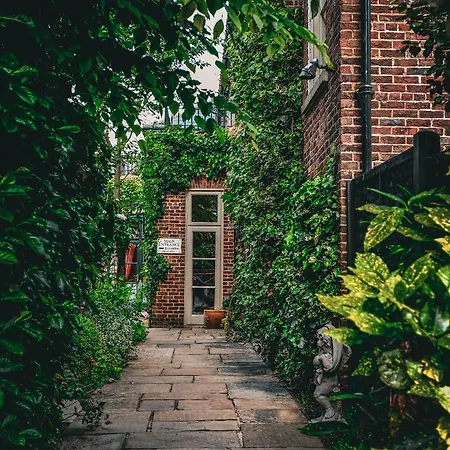 Pavilion Hotel, Bw Signature Collection York