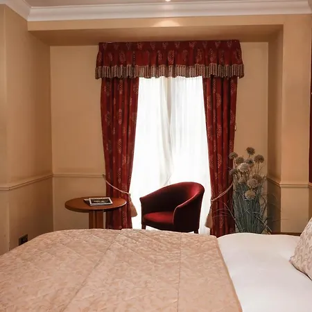 Pavilion Hotel, Sure Collection By Western Hotel 3*