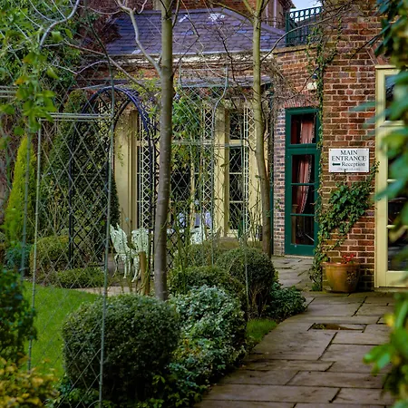 Pavilion Hotel, Bw Signature Collection Hotel York