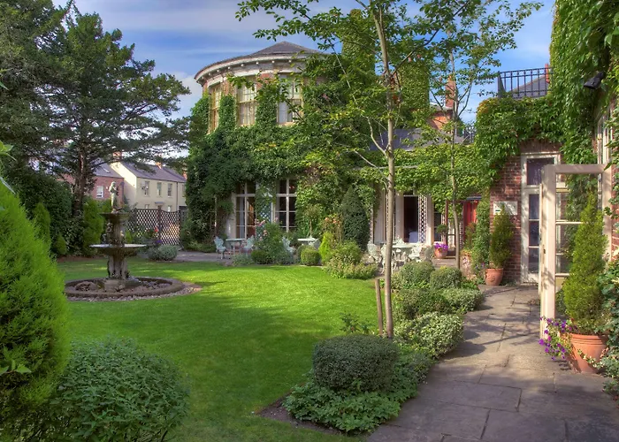 Pavilion Hotel, Bw Signature Collection