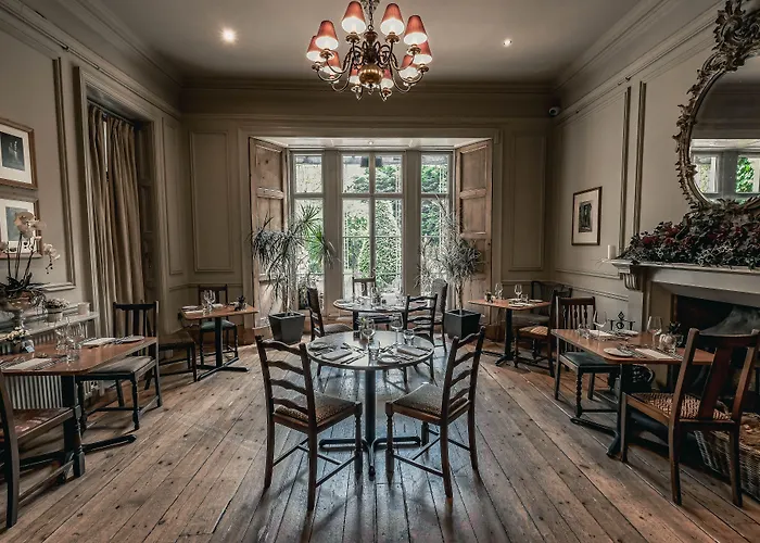 Pavilion Hotel, Bw Signature Collection 3*