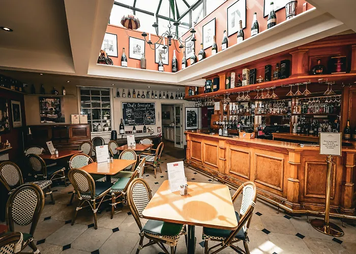 Pavilion Hotel, Bw Signature Collection 3*