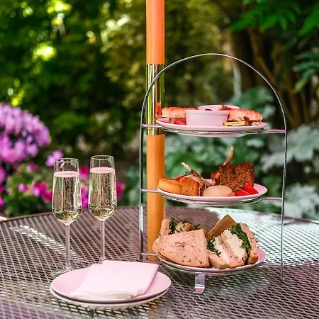 Pavilion Hotel, Bw Signature Collection Hotel York